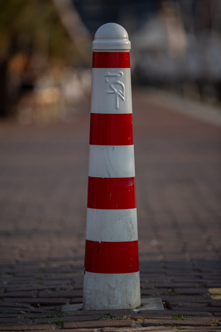 As a delivery driver, you may be injured when you crash into a bike post. Your employer must then compensate you for your injury.
