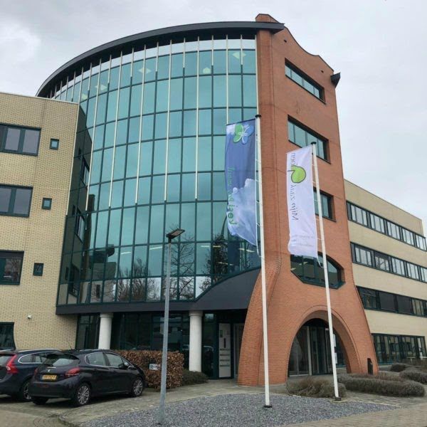Hoofdingang letselschadekantoor JBL&G Oost in Deventer.