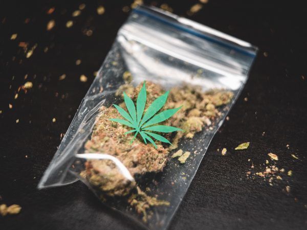 Drugs zoals cannabis vermindert onder andere je reactiesnelheid in het verkeer.