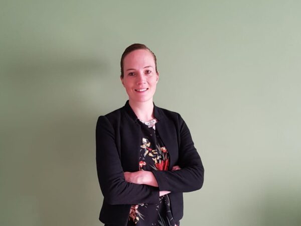 Regiomanager, teamleider en letselschadejurist Kim van Luit over waarom persoonlijk contact met de cliënten onontbeerlijk is en blijft.