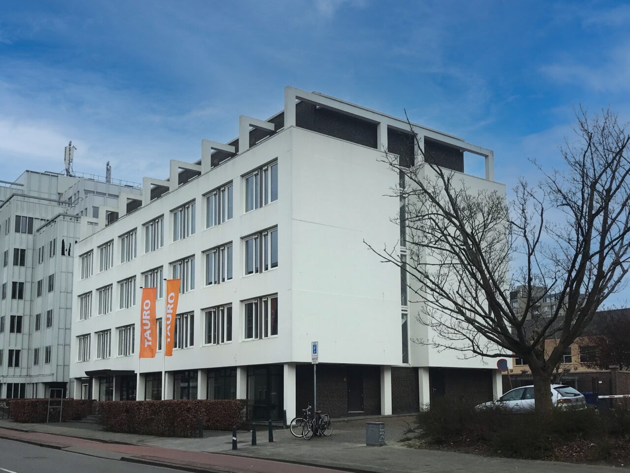In dit gebouw zit het letselschadekantoor van JBL&G in Den Haag.