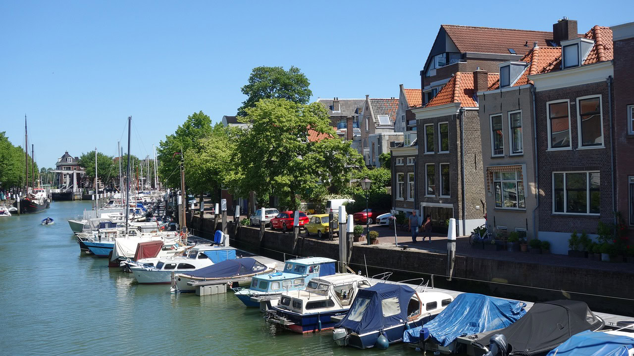 Als u letselschade heeft opgelopen in de omgeving van Dordrecht, kunnen onze juristen u helpen bij het claimen van uw schadevergoeding.