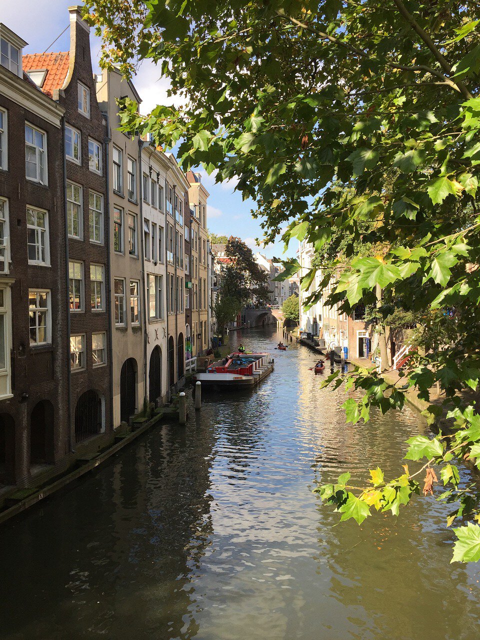 Als u letselschade heeft opgelopen in de omgeving van Utrecht, kunnen onze juristen u helpen bij het claimen van uw schadevergoeding.