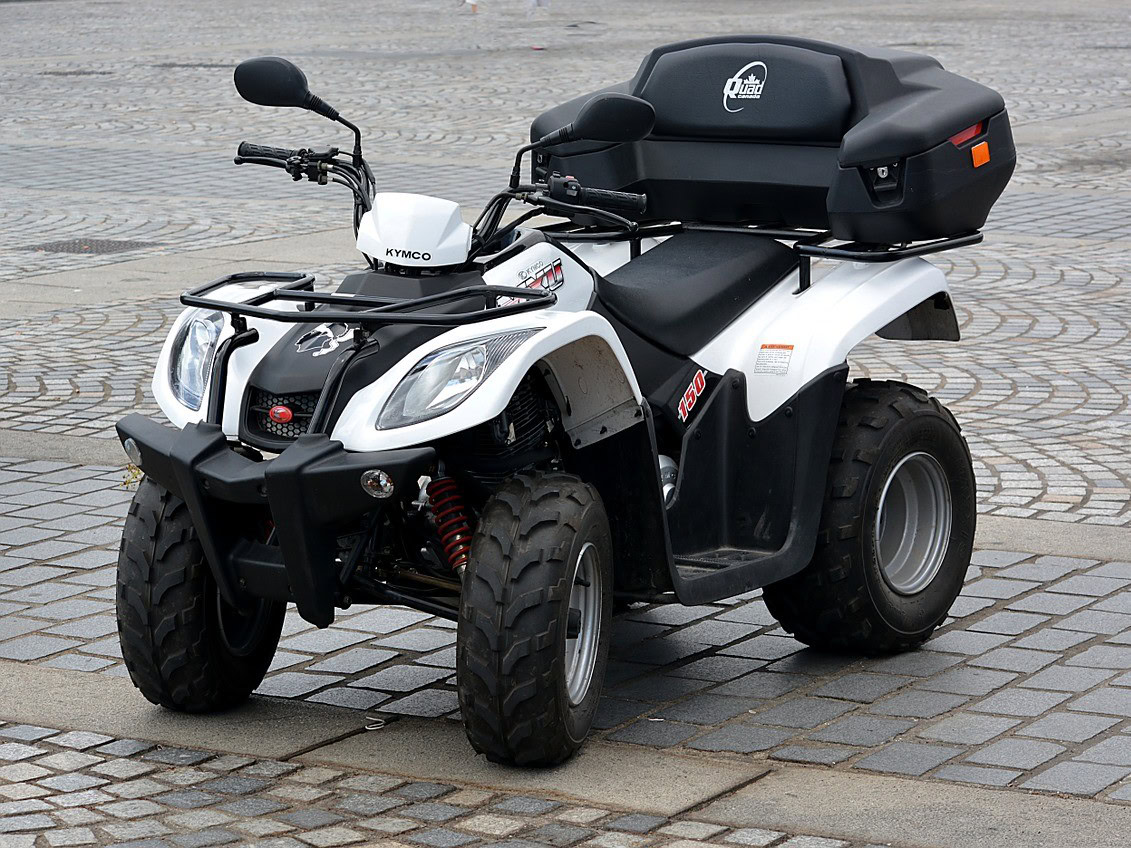 Een ongeluk met een quad kan ernstig letsel veroorzaken, omdat de quad geen carrosserie heeft.