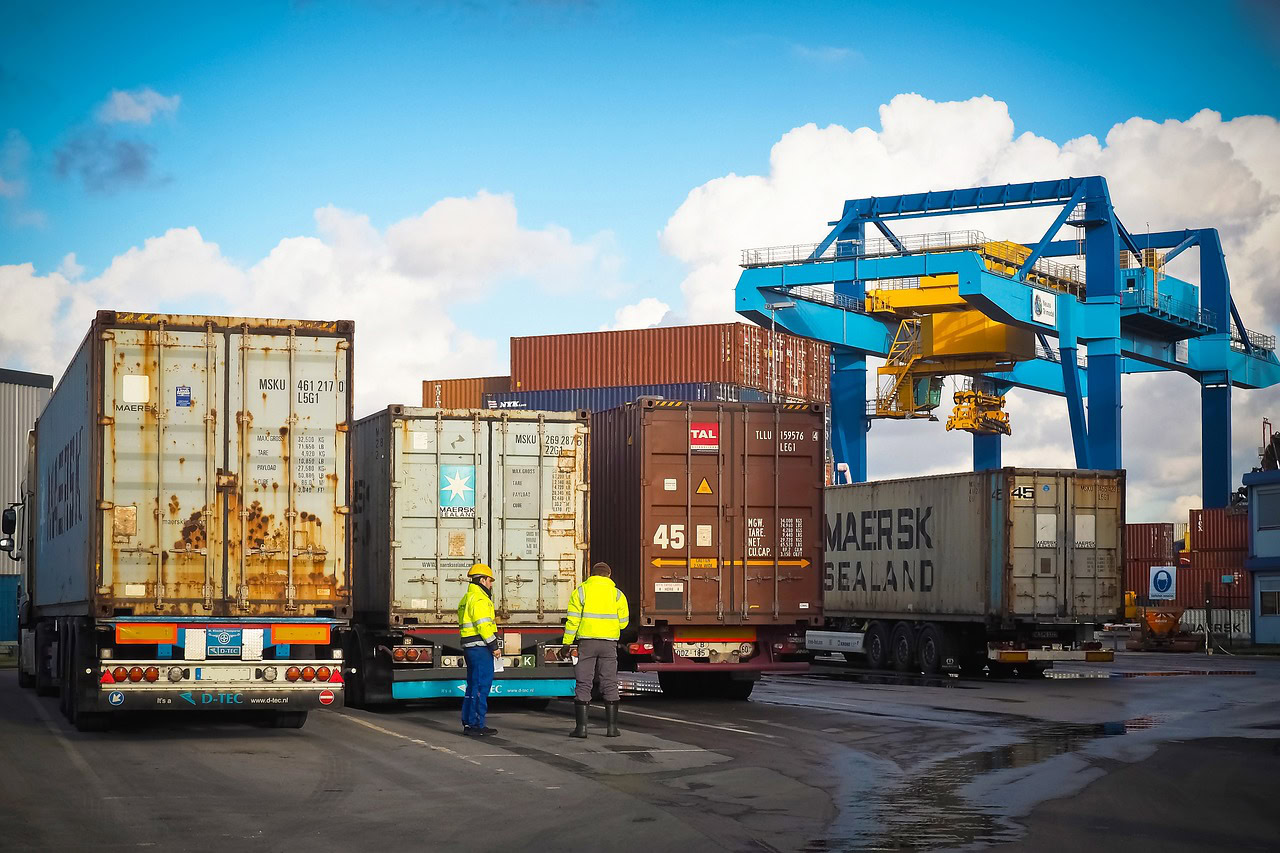 De vervoerder is aansprakelijk te stellen als de vrachtwagen te zwaar beladen is.